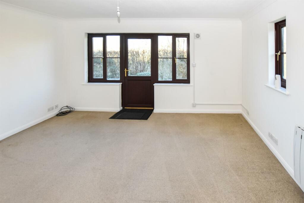 Additional image 14 of Dawberry Place, South Woodham Ferrers