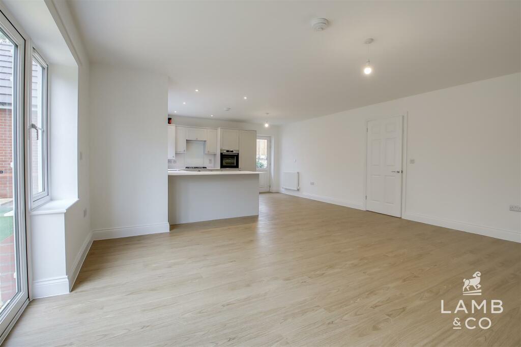 Additional image 4 of Orchard Close, Fronks Road, Dovercourt