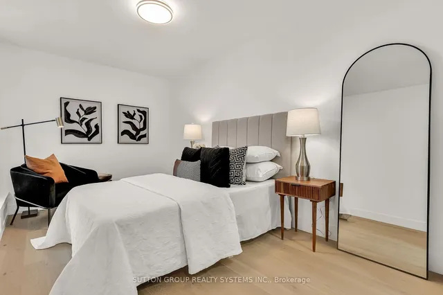 Additional image 29 of 60 Southport St Unit 912