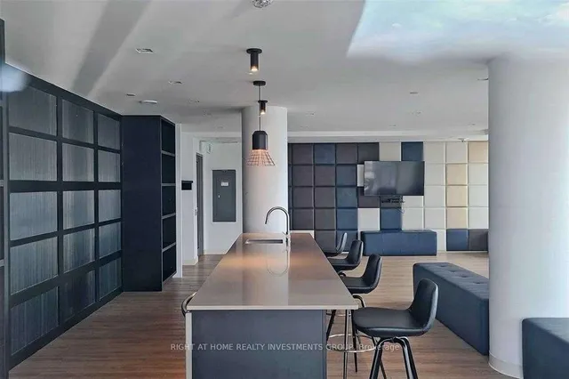 Additional image 22 of 120 Parliament St Unit 1208