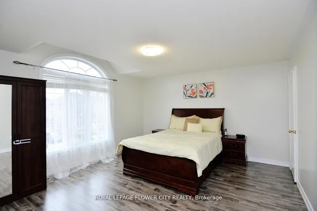 Additional image 26 of 19 Flatbush Lane