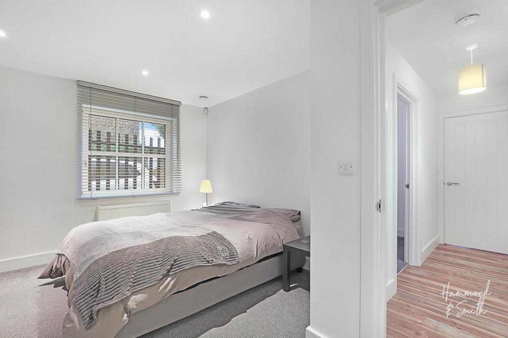 Additional image 8 of Hemnall Street, Epping, CM16