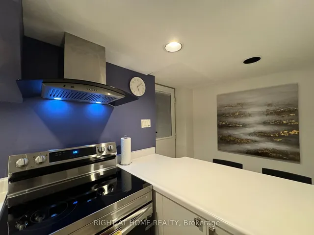 Additional image 9 of 1196 Avenue Rd