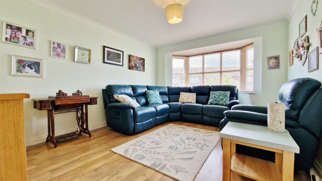 Additional image 11 of Third Avenue, Walton On The Naze