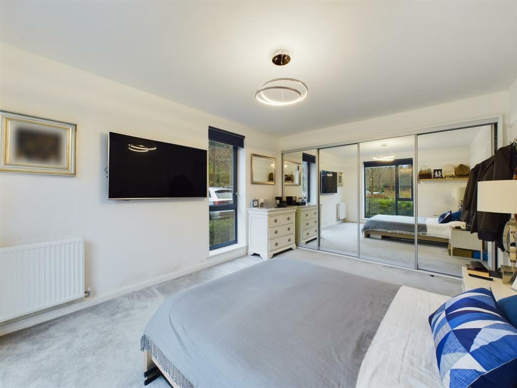 Additional image 7 of Iron Railway Close, Coulsdon