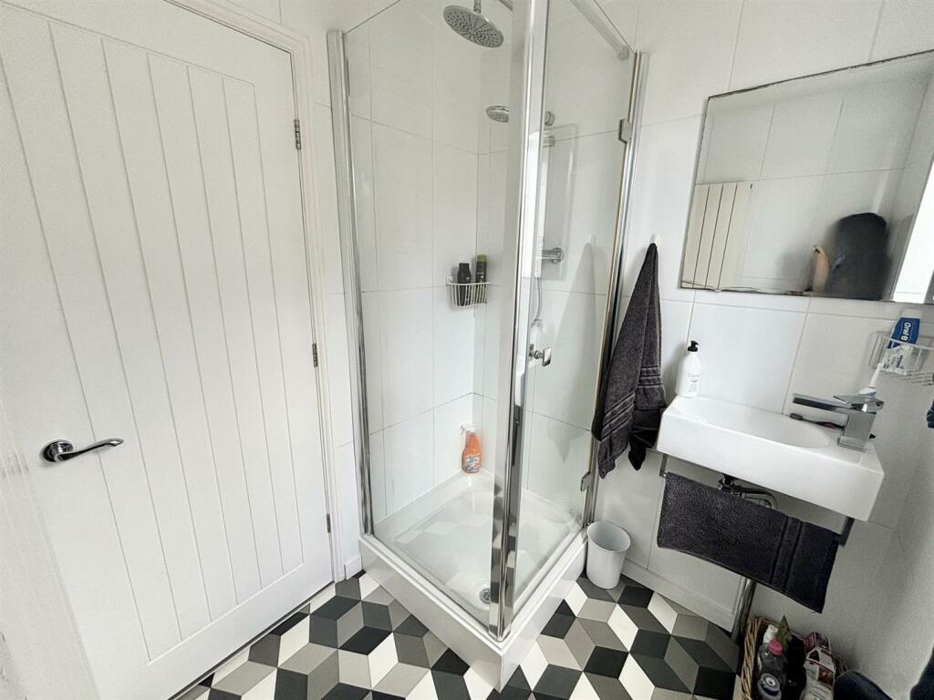 Additional image 21 of Vauxhall Drive, Braintree