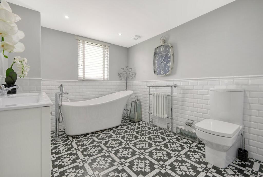 Additional image 21 of Upper Roman Road, Chelmsford, CM2