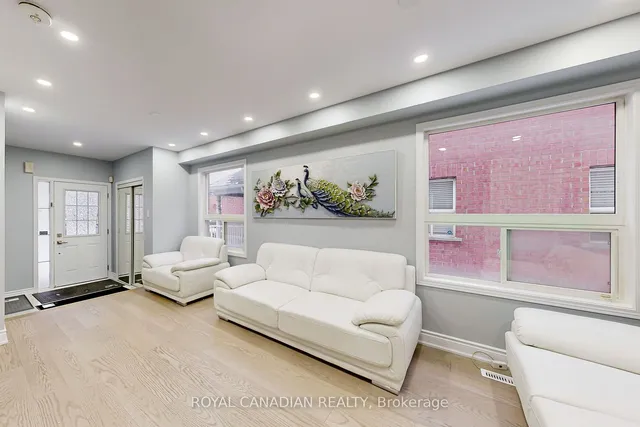 Additional image 5 of 11 Revelstoke Pl