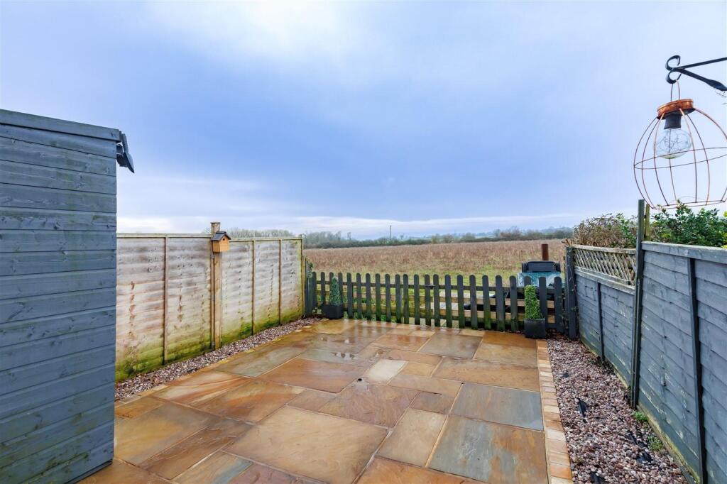 Additional image 22 of Green Close, Epping Green, Epping