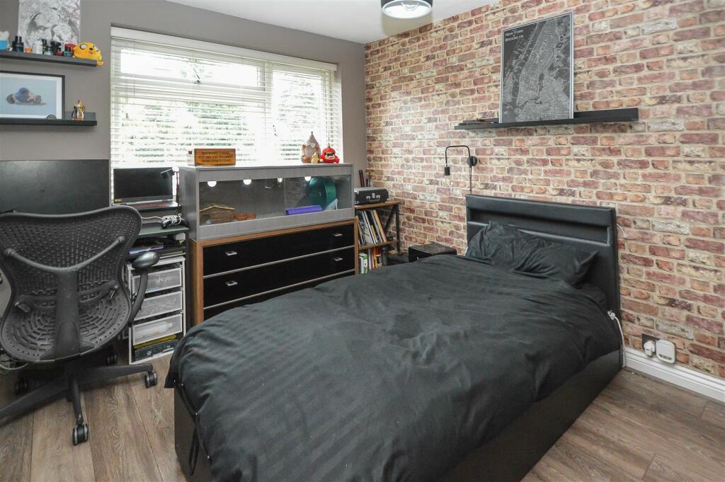 Additional image 14 of Downsland Drive, Brentwood