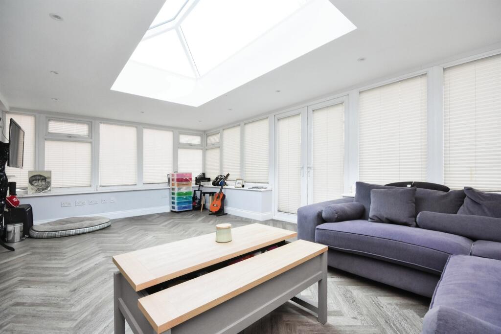 Additional image 7 of Selwood Road, BRENTWOOD