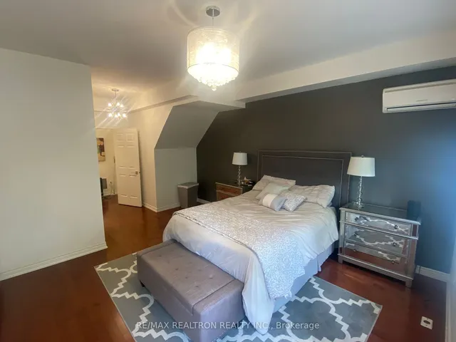 Additional image 18 of 645 Davenport Rd Unit 6