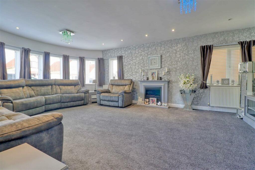 Additional image 2 of Dulwich Road, Holland on Sea