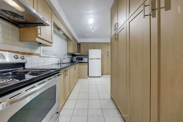 Additional image 12 of 365 Hollywood Ave