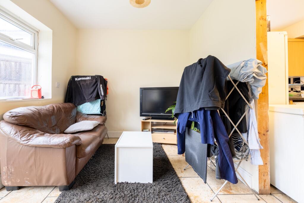 Additional image 3 of Woodland Road, Chelmsford, Essex, CM1