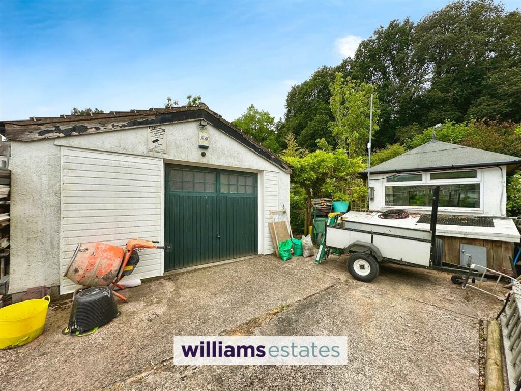 Additional image 13 of Coed-Talon, Mold