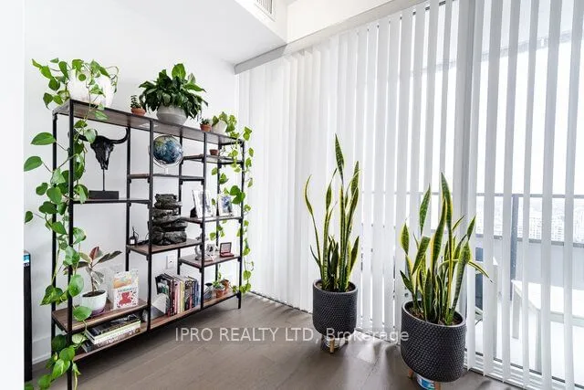 Additional image 15 of 30 Shore Breeze Dr