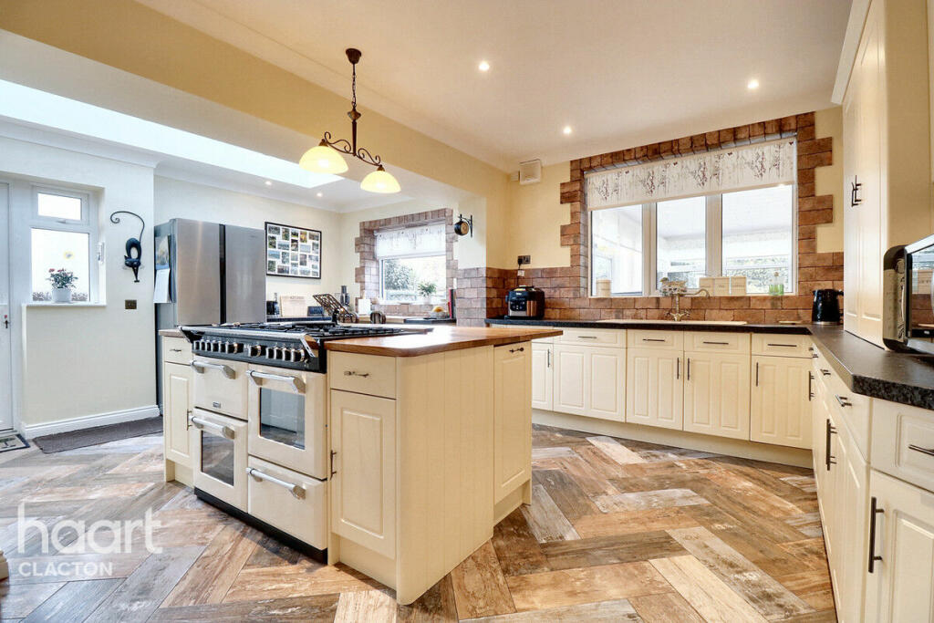 Additional image 5 of Albany Gardens East, Clacton-On-Sea