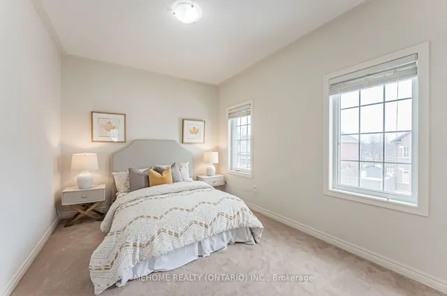 Additional image 25 of 351 Royal West Dr