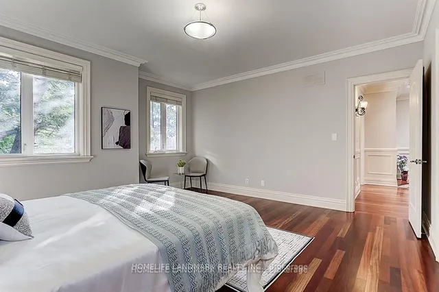 Additional image 27 of 34 Moccasin Tr