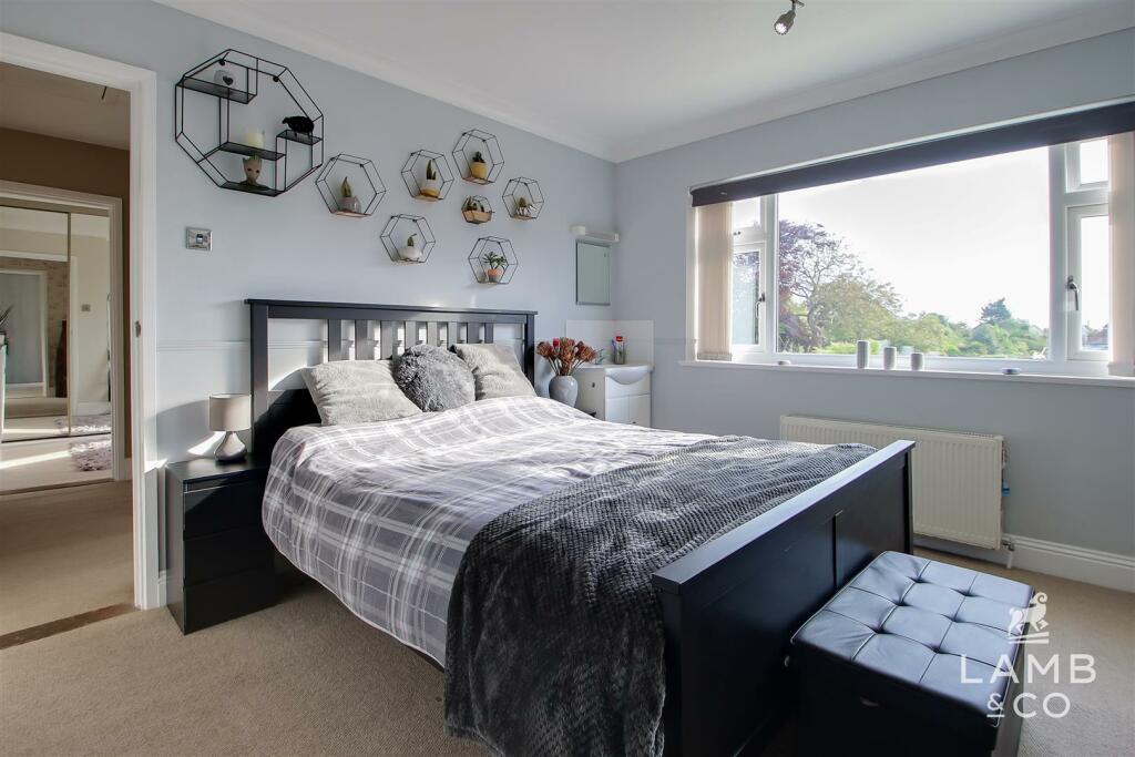 Additional image 12 of Queensway, Holland-On-Sea