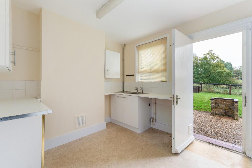 Additional image 15 of 2 Grange Cottages, High Wych Road, Sawbridgeworth, Hertfordshire, CM21