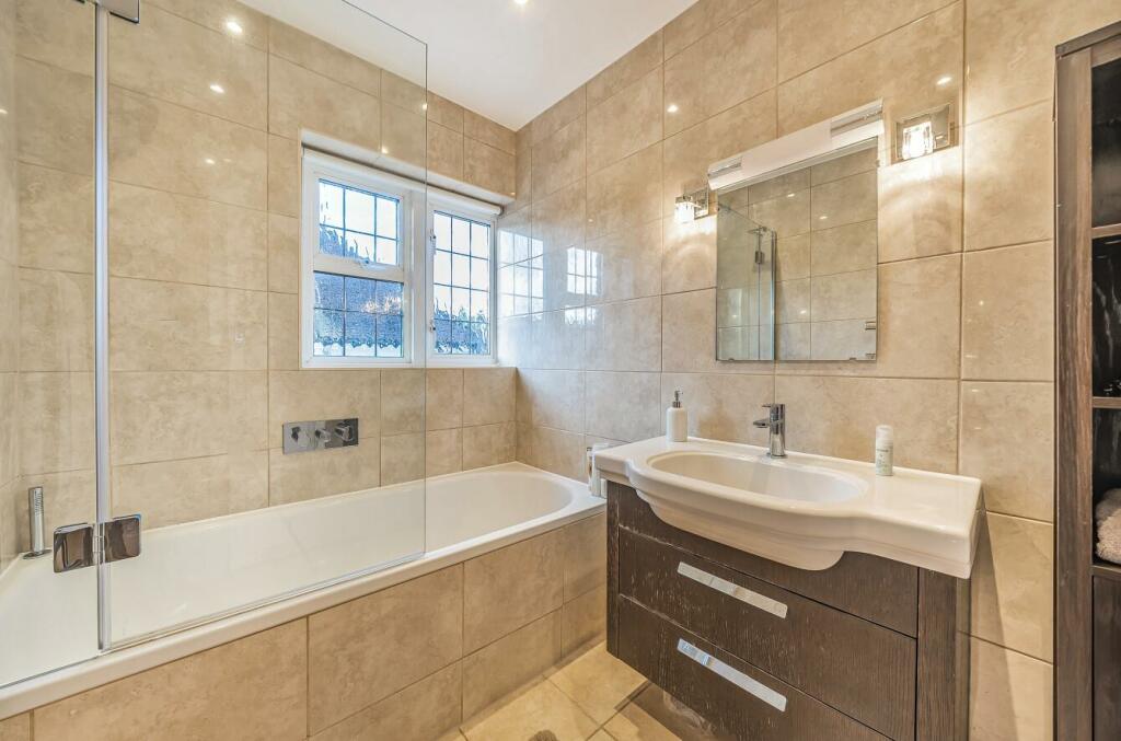 Additional image 7 of Stagbury Close, Chipstead