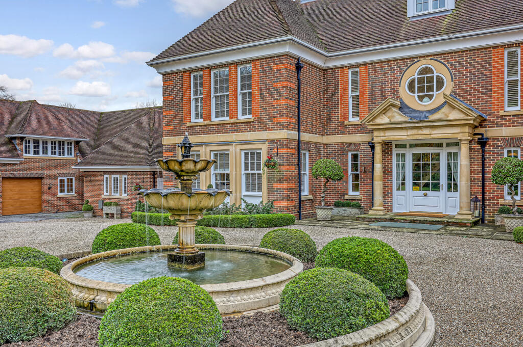 Additional image 38 of Beggar Hill, Fryerning, CM4