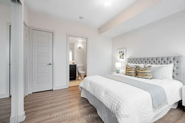 Additional image 18 of 28 Linden St Unit 1204