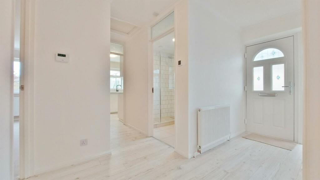 Additional image 7 of Thorns Way, Walton On The Naze