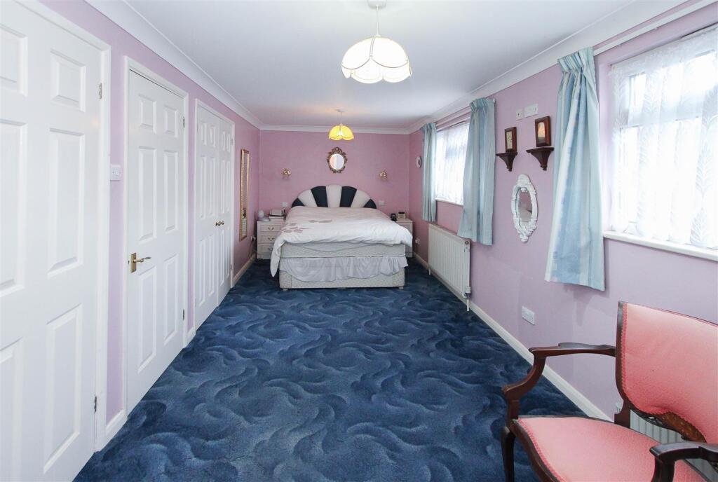 Additional image 14 of Walker Avenue, Fyfield, Ongar