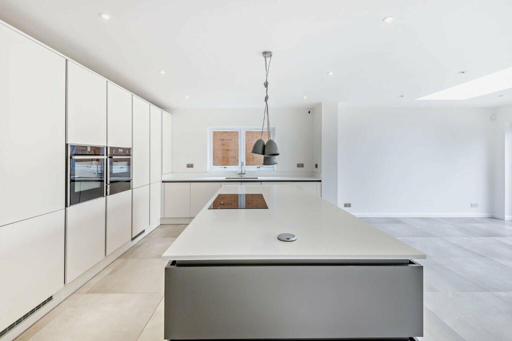 Additional image 7 of Hull Green, Matching Green, Harlow, Essex