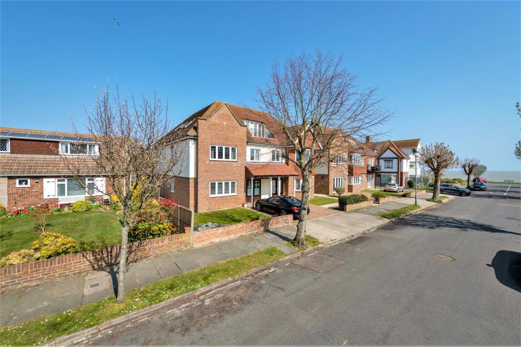 Additional image 20 of Winchester Road, Frinton-On-Sea