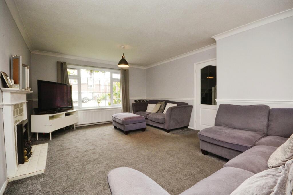 Additional image 5 of Churchill Avenue, Halstead