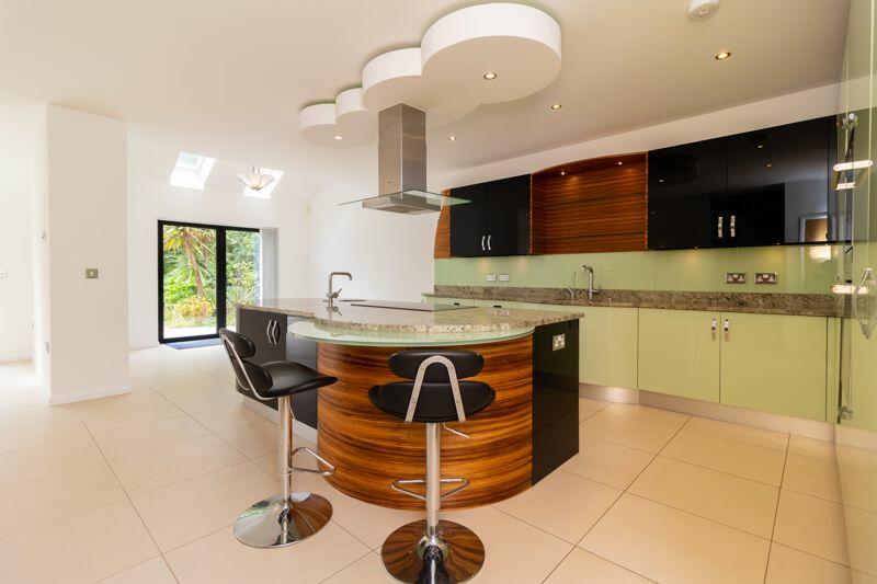 Additional image 5 of Westhall Road, Warlingham