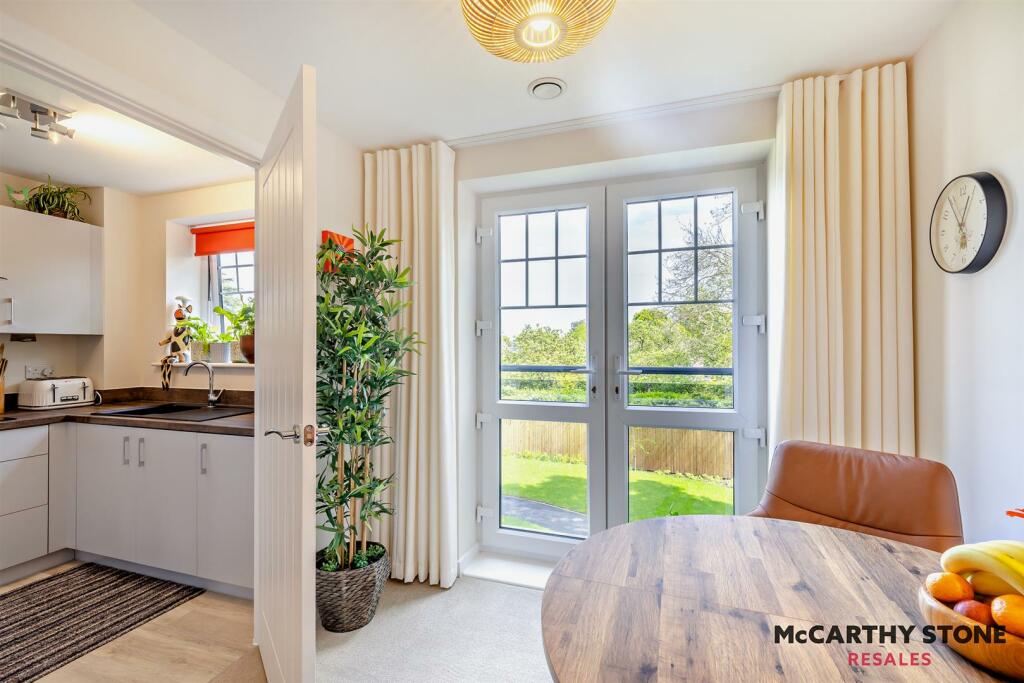 Additional image 7 of Hooton Road, Willaston, Neston