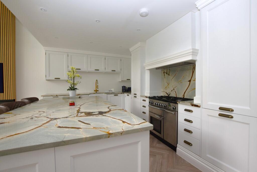 Additional image 8 of Park Lane, Ramsden Heath, Billericay, CM11