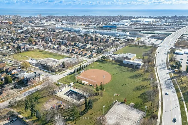 Additional image 21 of 166 Hay Ave