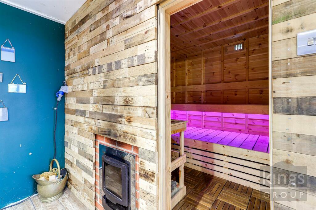 Additional image 37 of Hawkenbury, Harlow