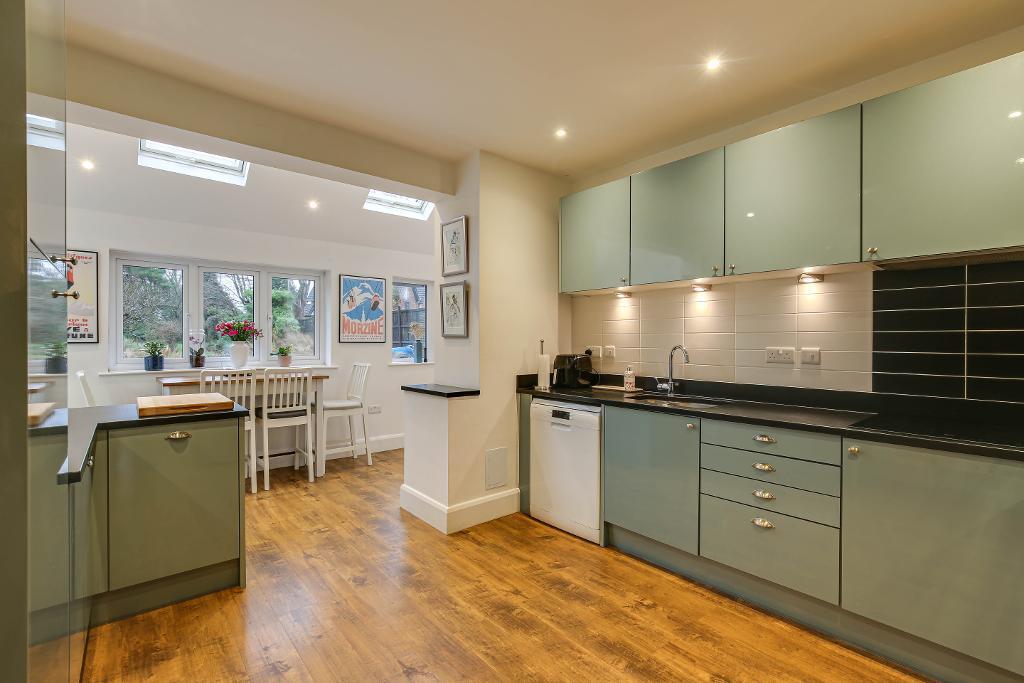 Additional image 11 of Farleigh Road, Warlingham, Surrey, CR6 9EF