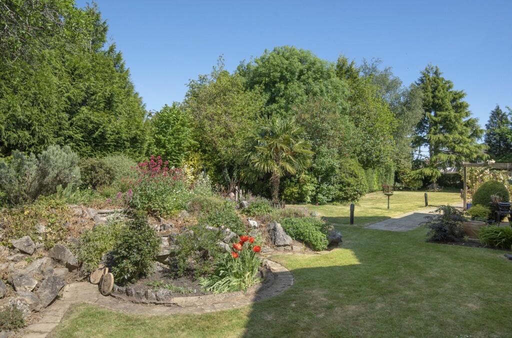 Additional image 10 of Limpsfield Road, Wren Court, CR6