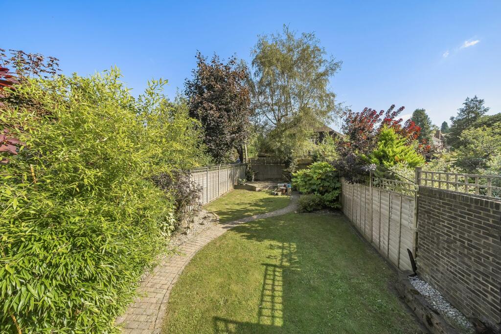 Additional image 13 of The Netherlands, Coulsdon, CR5