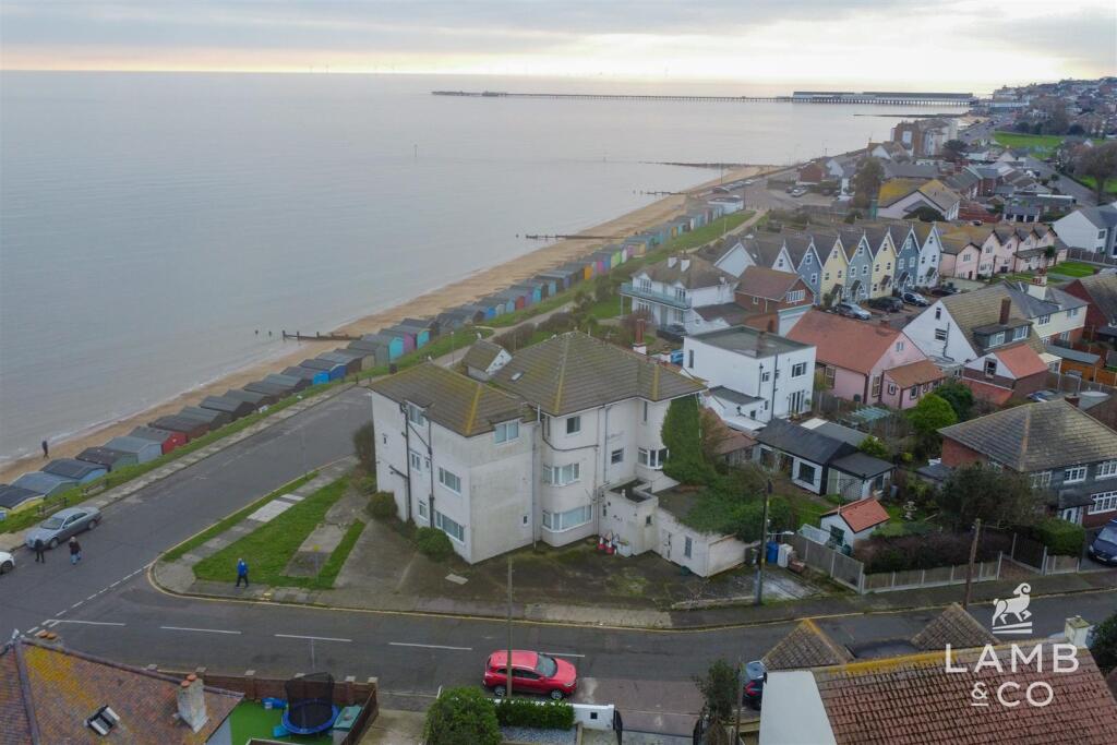 Additional image 37 of Cliff Parade, Walton On The Naze