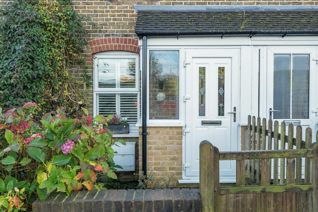 Additional image 19 of Park Road, Caterham, CR3