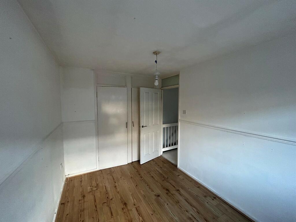 Additional image 8 of Long Banks, Harlow