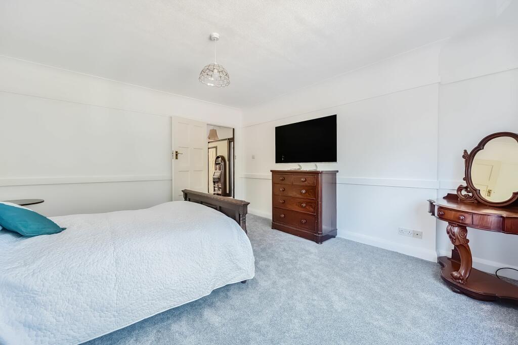 Additional image 13 of Coulsdon Road, Coulsdon, CR5