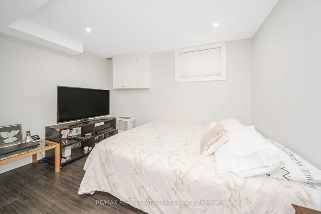 Additional image 35 of 19 Histon Cres