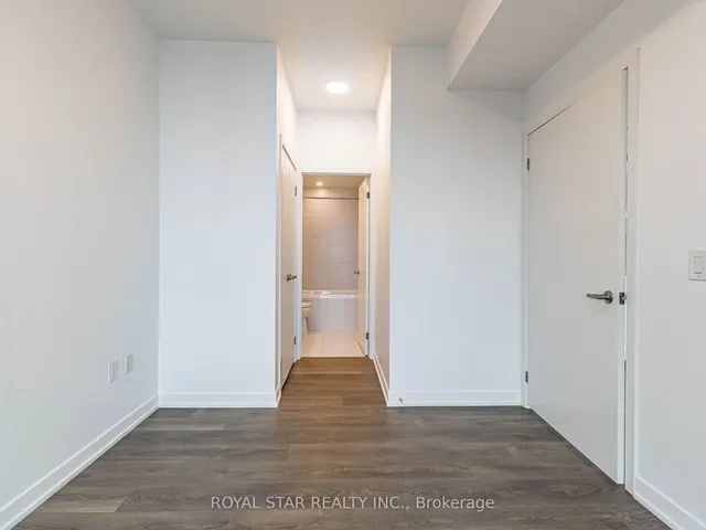 Additional image 19 of 20 Richardson St Unit 1703