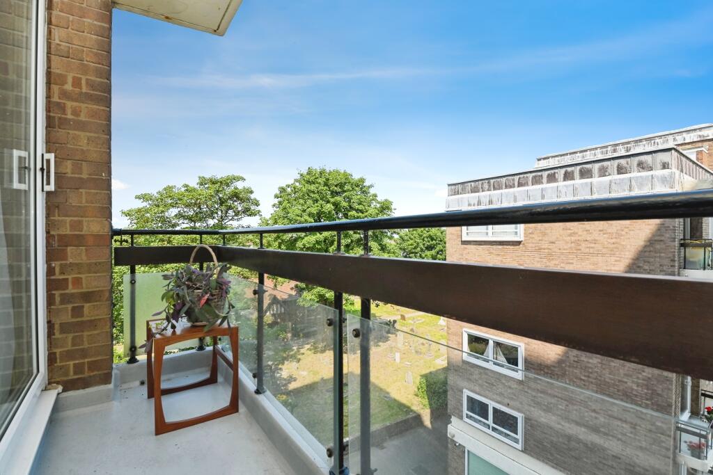 Additional image 13 of The Esplanade, Frinton-on-Sea, Essex, CO13