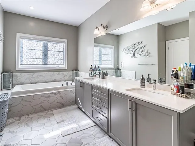 Additional image 33 of 10 Vineyard Drive